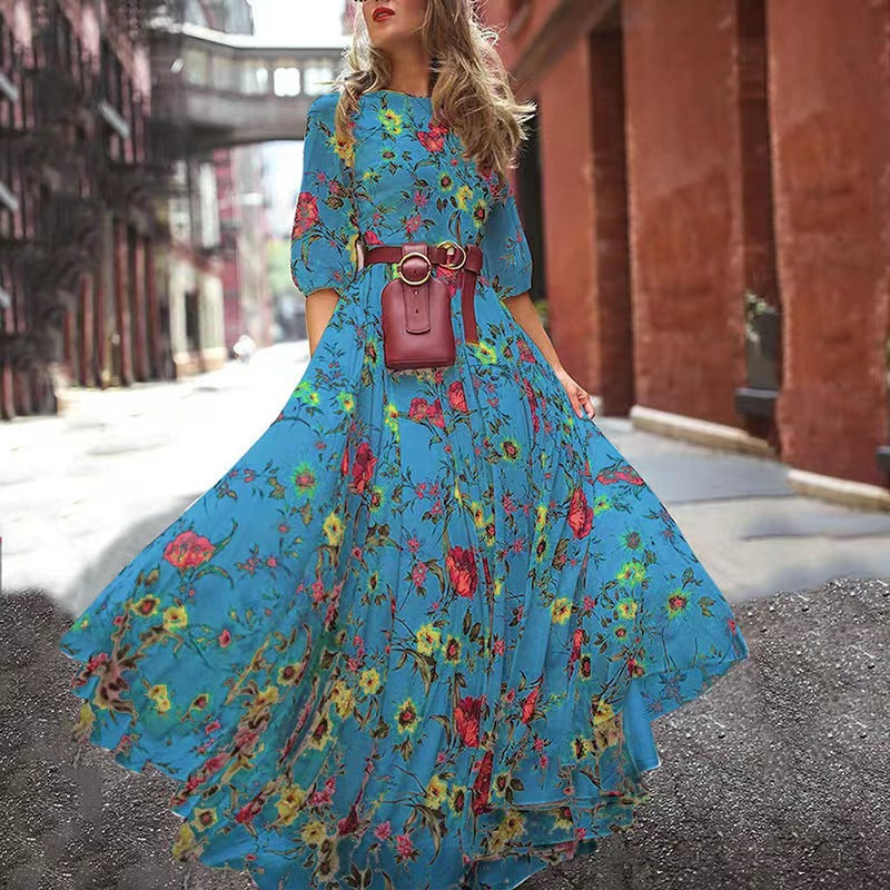 Round neck floral dress with large swing in commuter style